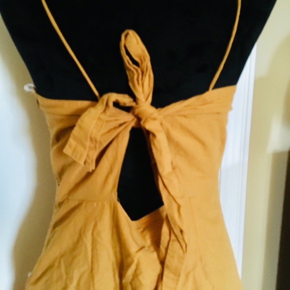 Primark mustard dress 🥥🥛 - Picture 3 of 5